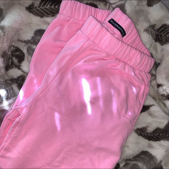 Brandy Melville Rosa sweatpants - Picture 3 of 4
